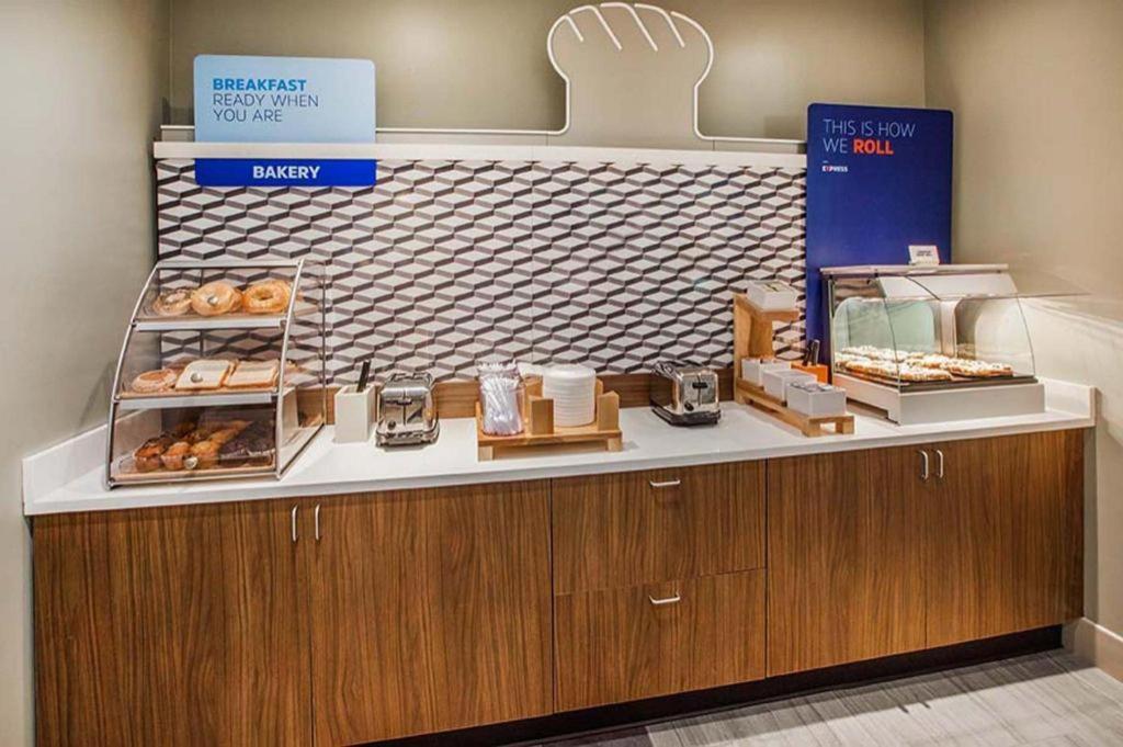 Holiday Inn Express Hotel & Suites Grand Island By Ihg Luaran gambar